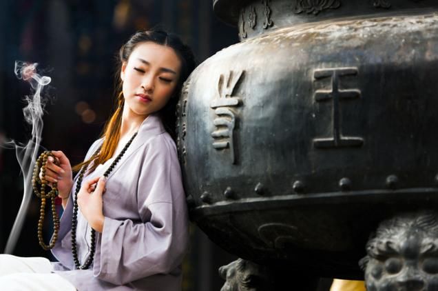 求佛:前世五百次的回眸才换来今生的擦肩而过