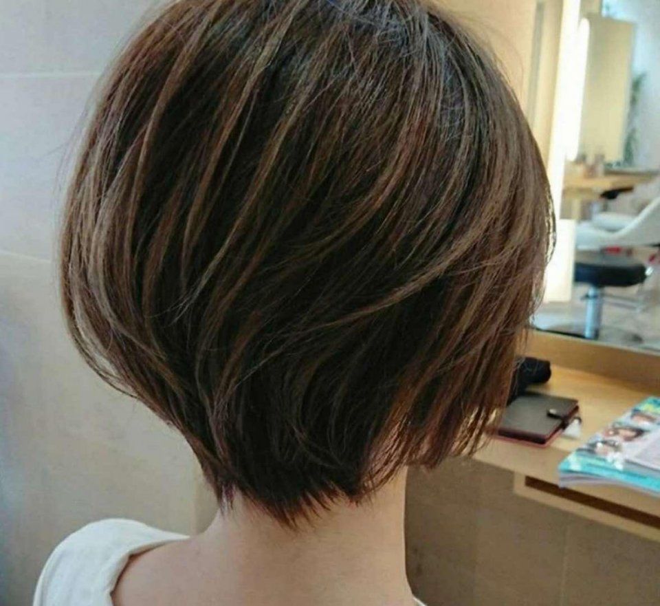 女生的短发发型有什么推荐的?