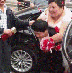 搞笑gif:这样的媳妇儿 真不让人省心
