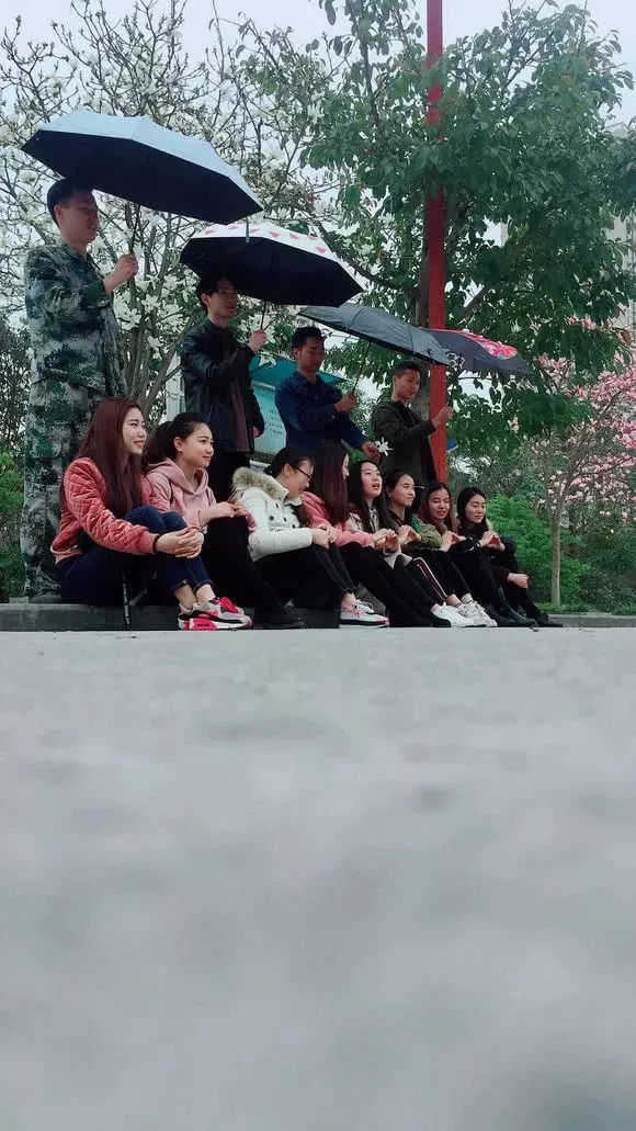 求大神给我p图系列,看完笑死我了!