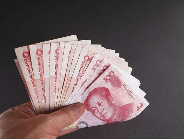 同事借走5000块钱,说好两个月内还,两个月以后我傻在原地!
