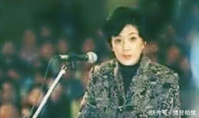 蒋艳萍美女巨贪,在羁押期间还将看守"拉下水"
