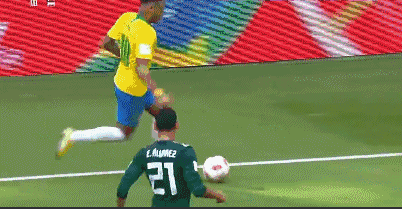 世界杯:内马尔传射 奥乔亚6扑救竟无功!巴西2-0墨西哥