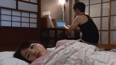 年没有踢进十六强,第二年他们发起了第二次世界大战,我现在慌的一逼