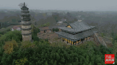 据这里的住持介绍,解放前,望江寺曾是这附近香火最旺的寺庙,每天前来