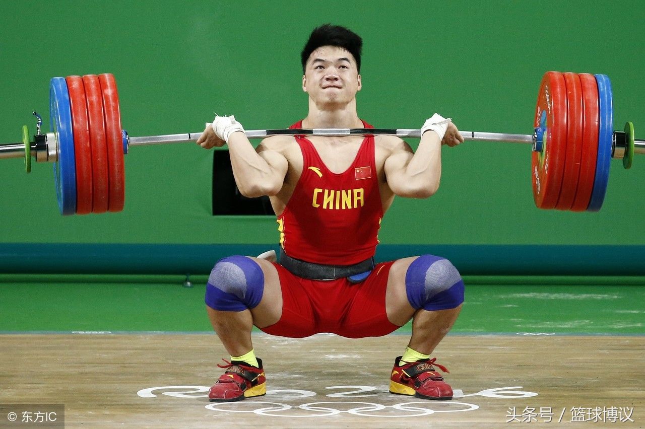 举重比赛图片