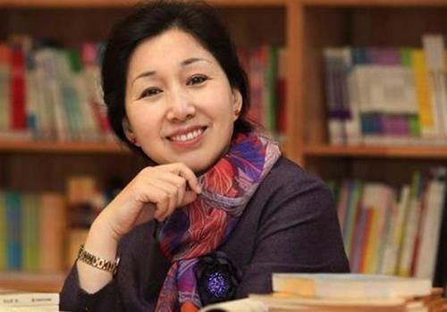 天妈妈自创识字歌,7天记完一年生词量!请替一小学生简介年级图片