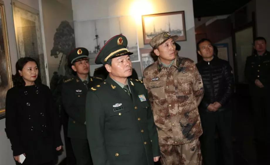 中国人民解放军27个省军区现任司令员一览表:2位中将25位少将