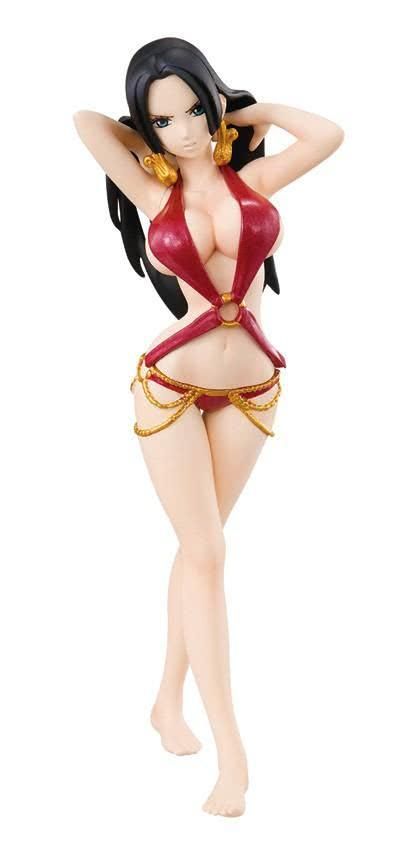 《海贼王》:泳装妹子太正点,娜美,女帝和布琳谁拔得头筹