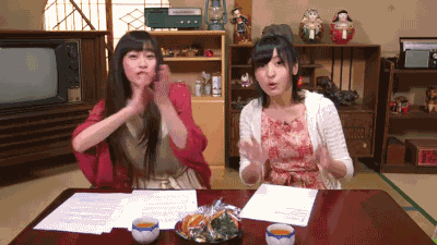 搞笑gif图:妹子一看就是练过的