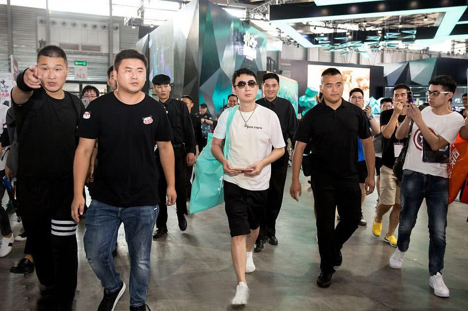 王思聪是什么样的人物图片