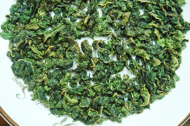 桑树浑身是宝,用桑叶泡水喝具有哪些功效图片