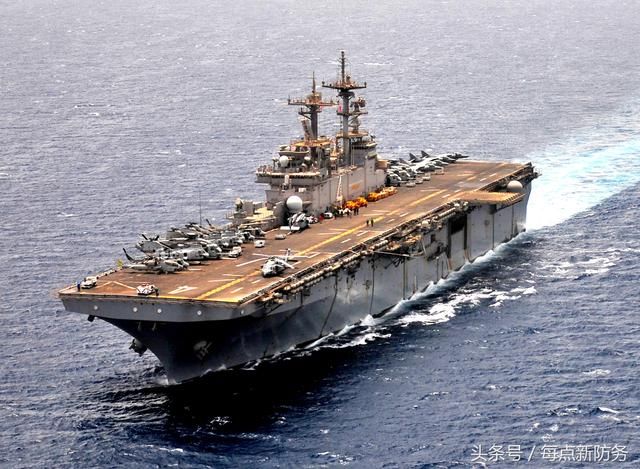 075型两栖攻击舰吨位,075型两栖攻击舰大型 相同的,075型两栖攻击舰虽然据外媒猜测排水量在4万吨左右,但其技术