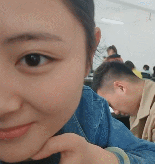 爆笑gif图:千万不要找女汉子,稍有不开心就练你