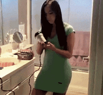 每日搞笑:妹子,不要吹空气,直接吹我身上,如何?