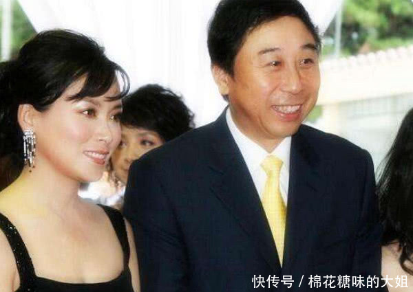 宋小宝的老婆,潘长江的老婆,冯巩的老婆,简直是天壤之别!