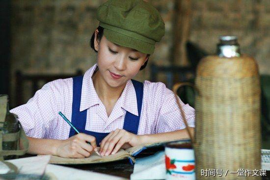 《祝福》,17岁的苗圃通过电影《白马飞飞》正式进入影视圈,同时签约了