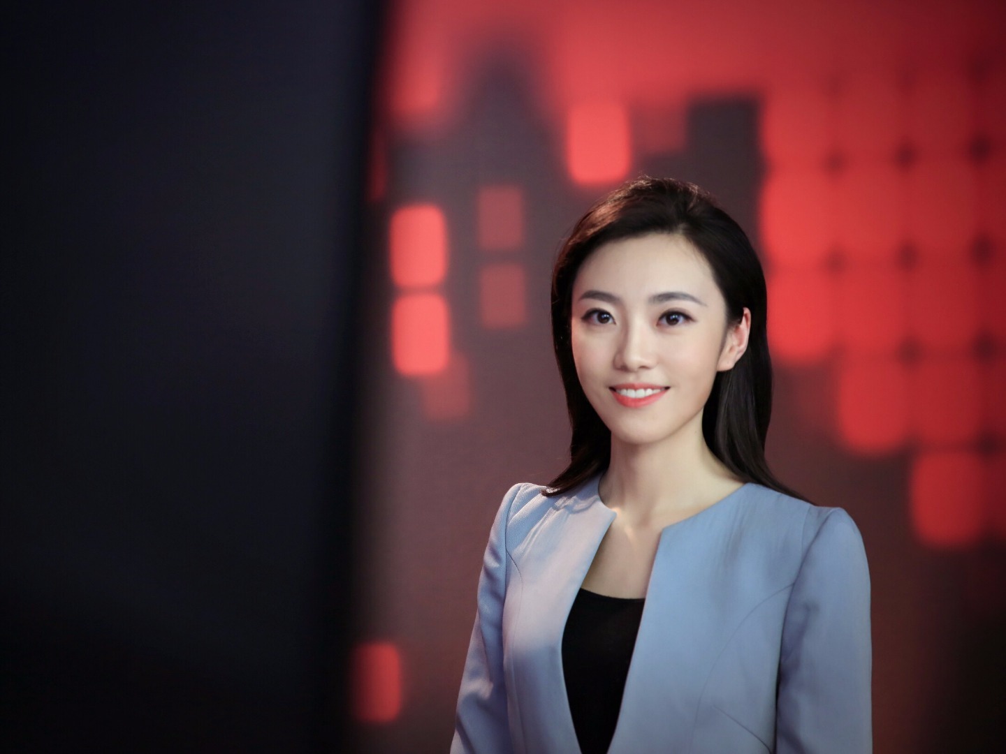 美女主播王玺冰