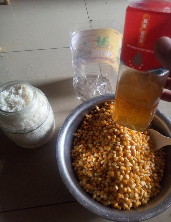 自制钓鲫鱼窝料配方_自制钓鲫鱼窝料配方_钓鲫鱼中药窝料的配方