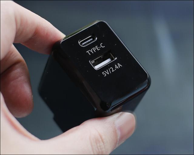 苹果5s手机充电参数_手机看哪些参数_手机充电器参数怎么看