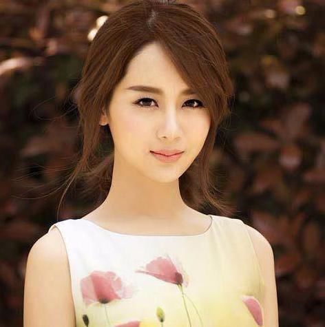 杨紫现在男朋友_杨紫现在多重_杨紫短发