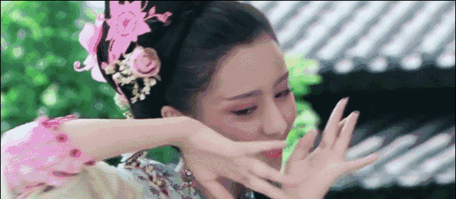 古装美女翩翩起舞,赵丽颖尬舞,章子怡霸气,佟丽娅辛酸