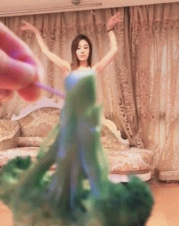 幽默搞笑gif:小伙子,以后你就会明白这是你人生的巅峰