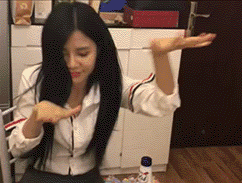 搞笑gif图:姑娘别这么凶,你这样我看着好怕哦!