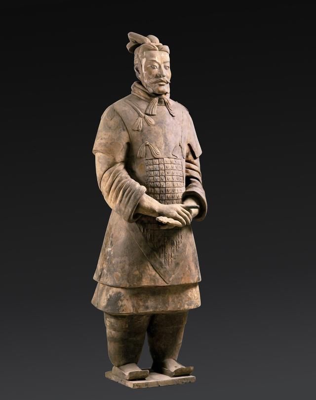 兵马俑手指在美被盗,比这个还贵的将军俑头被盗时,盗贼直接判死