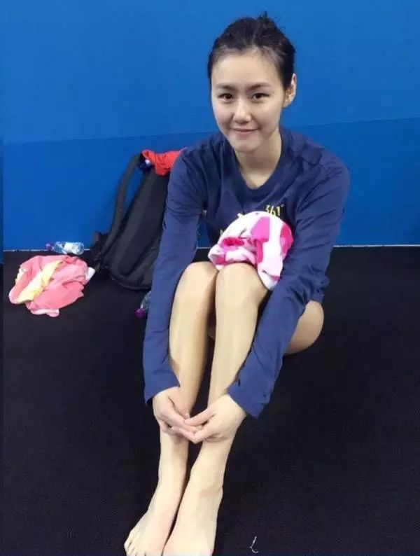 刘湘,是来自中国广东的游泳运动员,曾多次获得全国游泳锦标赛50米仰泳