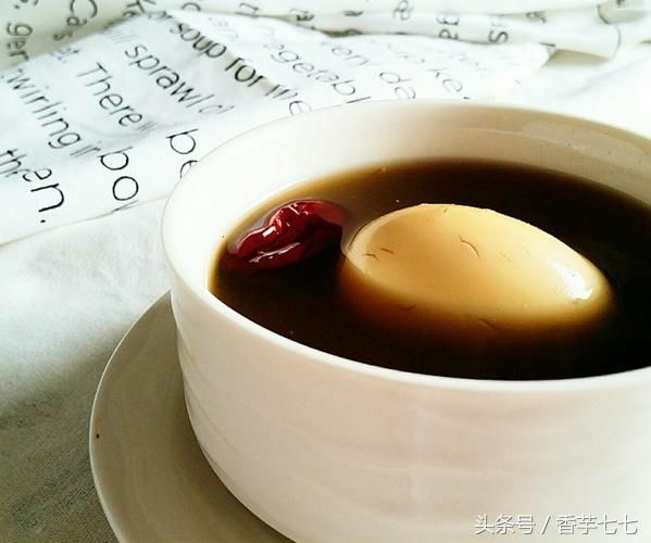 这真的是鸡蛋很暖身冬天饮用的适合汤,因为有一道所以驱寒御暖生姜火腿乌冬面图片