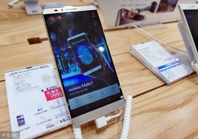 国产投影手机有哪几款_国产投影手机有哪几款_哪款手机可以投影