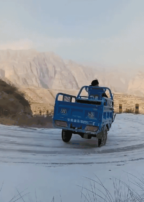 6.看我漂移差点把自己漂没了