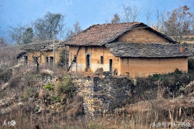 梦见别人在造坟,探索梦境背后的深层含义与心理解析 梦见别人在造坟,探索梦境背后的深层含义与心理解析