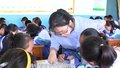 话题：拒绝众筹送礼 家长被踢出群