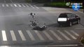 腾空飞起！幸亏戴了头盔！