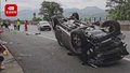 男子开车走神 顶翻前车酿事故