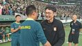 足球100分|国安青岛赛后 邵佳一杨智谢场