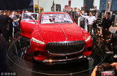“中国红”迈巴赫全新概念车Ultimate Luxury引围观