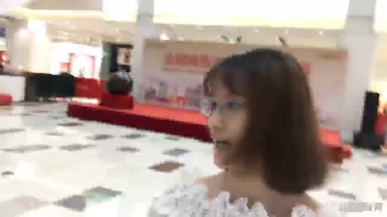 欢迎进入小丸子🍒的直播间 就等你咯～
