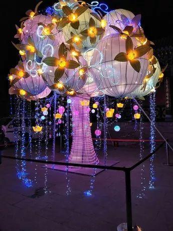 太原青龙古镇庙会遭吐槽!68元的门票比故宫还