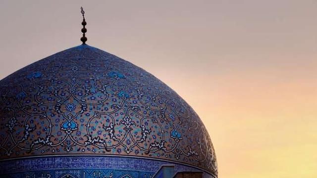 历史的退步,伊朗的逆世俗化革命!