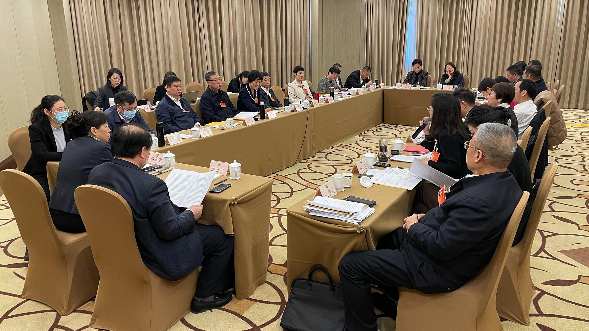 两会最现场|社科界政协委员热议政府工作报告 两会最现场|社科界政协委员热议政府工作报告