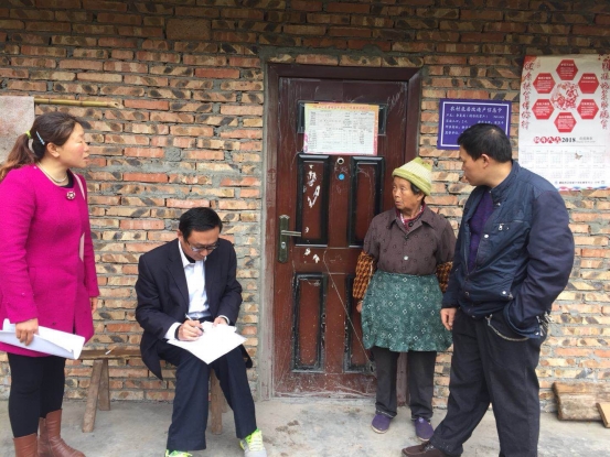 农行德阳中江支行开展贫困户入户走访