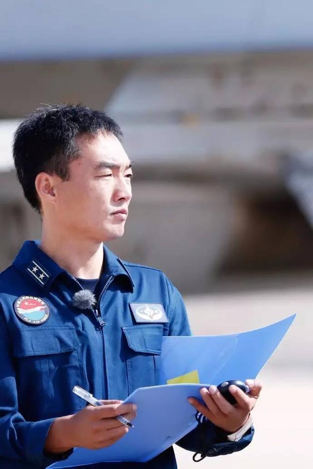 一直以为黄子韬喜欢杨幂,可他这次却拼尽全力