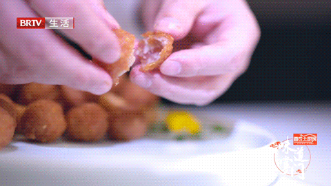 干炸丸子2.0版变“空心”，肉丸duangduang弹出来！