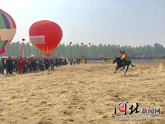 中华民族大赛马2018传统耐力赛首站赛在安平