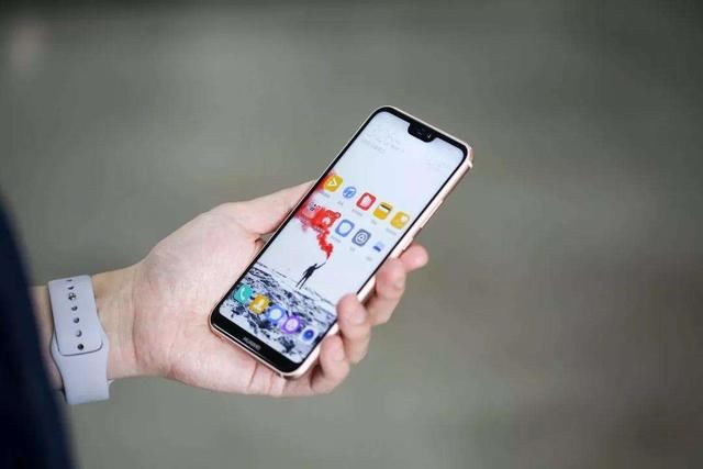 双卡双待的手机不能使用两张电信卡?还不是被