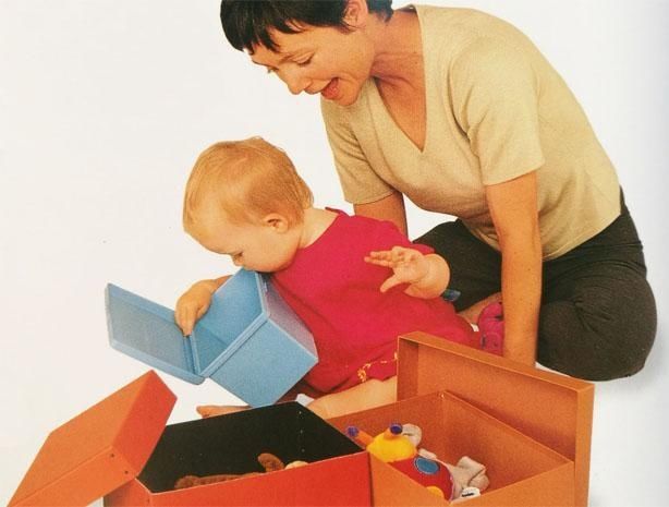 大脑越玩越聪明--适合9个月以上宝宝玩的早教