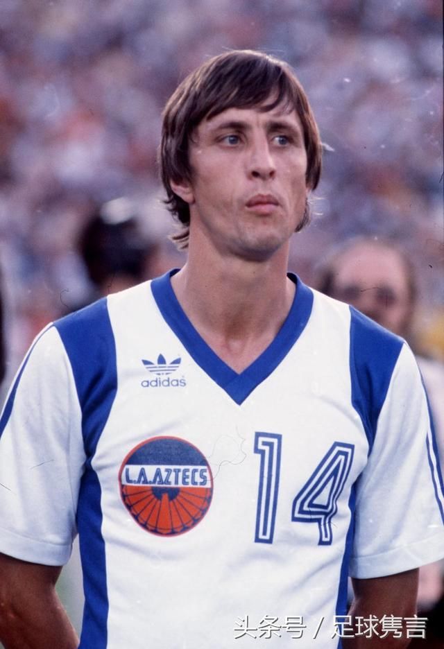 足球球衣印名字不过是商业行为,想国足有名得